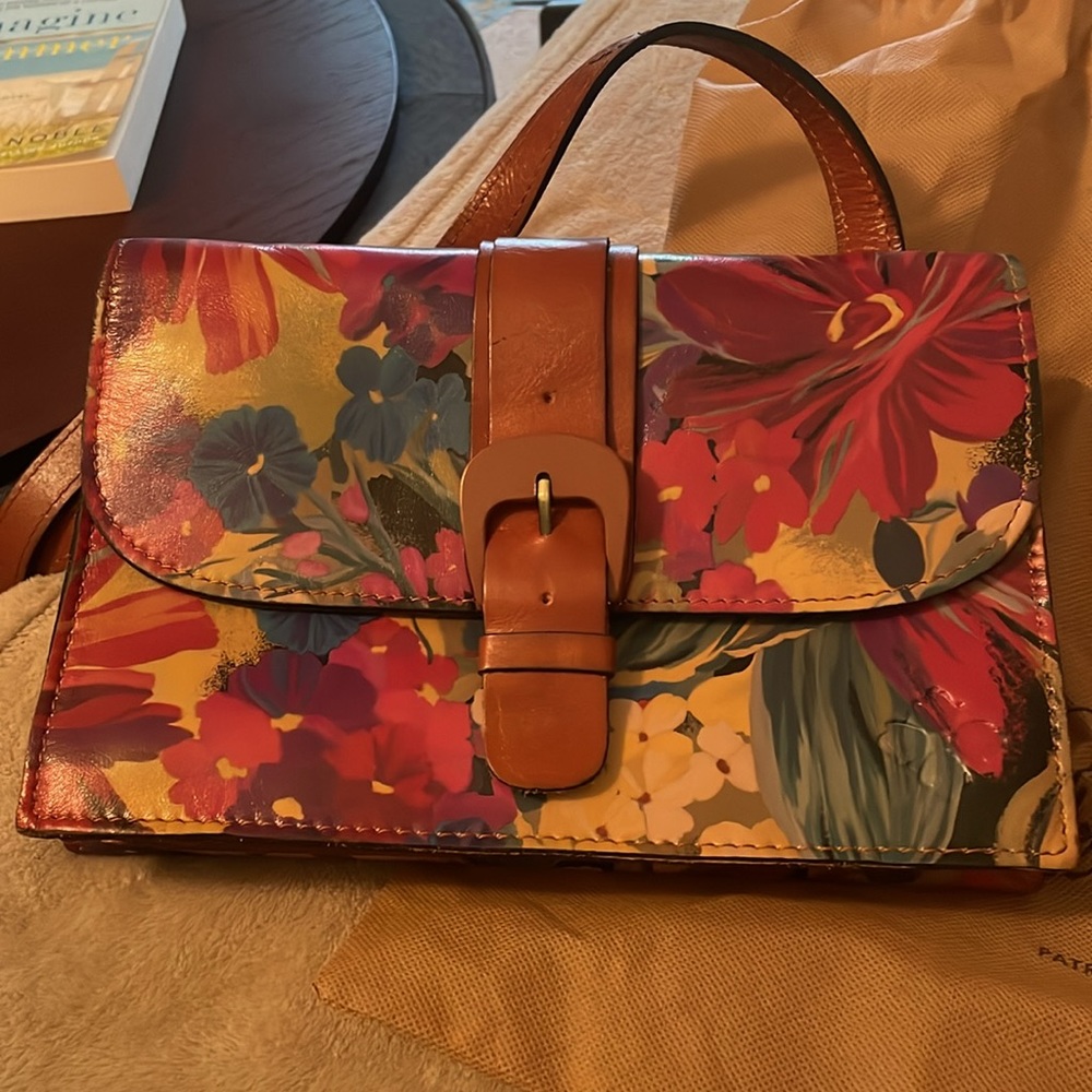 Patricia Nash Tairiana citrus sunrise shoulder bag